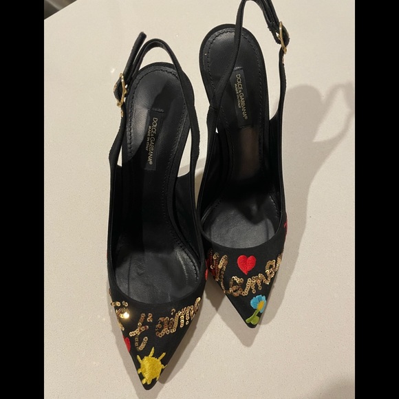 Dolce & Gabbana
Black Je Taime Maman Sequined Grosgrain Slingback Sandals - Picture 1 of 8
